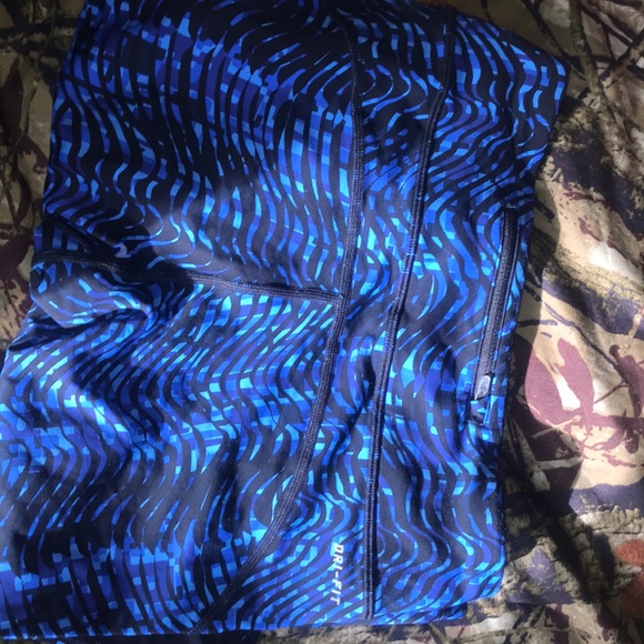 Nike dri-fit leggings - Picture 4 of 4